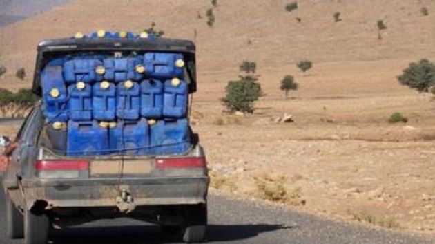 الكاف : حجز 10 سيارات مختصة في تهريب المحروقات من الجزائر 