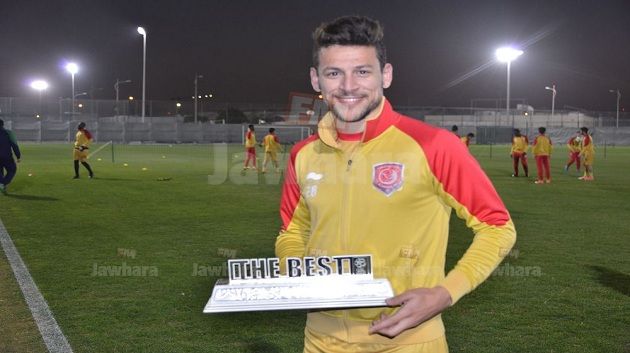 تتويج يوسف المساكني بجائزة أفضل لاعب في قطر لشهري نوفمبر وديسمبر