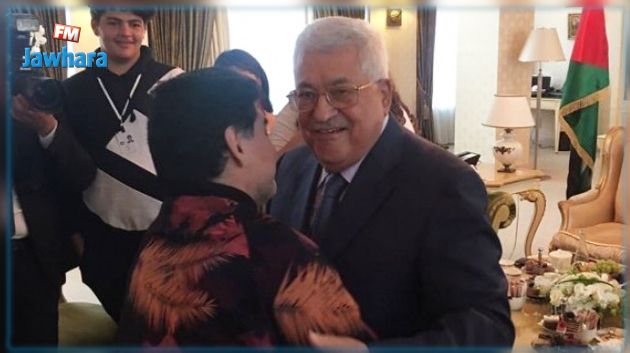 مارادونا لمحمود عباس : 'أنا قلبي فلسطيني'