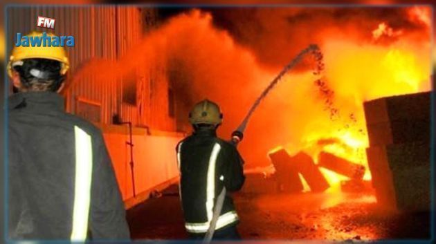 تطويق حريق اندلع بأرض بحي الخضراء بتونس العاصمة