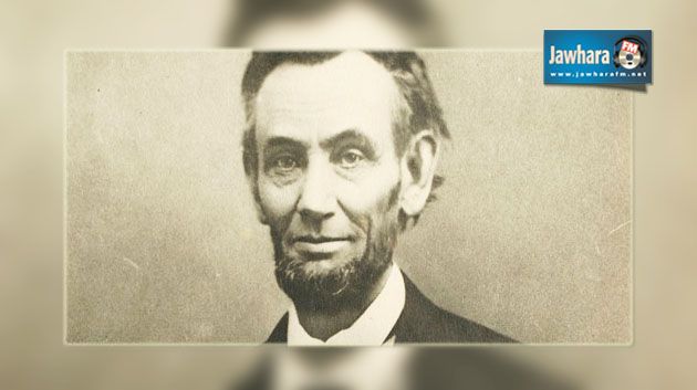 خصلة من شعر إبراهام لينكولن تباع في مزاد بـ25 الف دولار أمريكي 