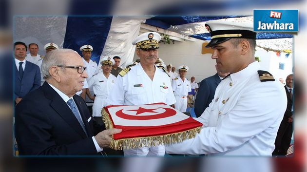 رفع العلم الوطني على أول خافرة عسكرية مصنوعة في تونس