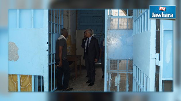 هي الثانية في أقل من 24 ساعة : وزير العدل يؤدي زيارة لسجن الرابطة