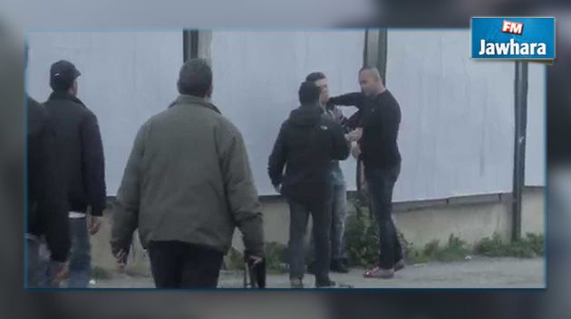 شاهد : ردة فعل التونسي عند حصول عملية براكاج أمامه (فيديو)