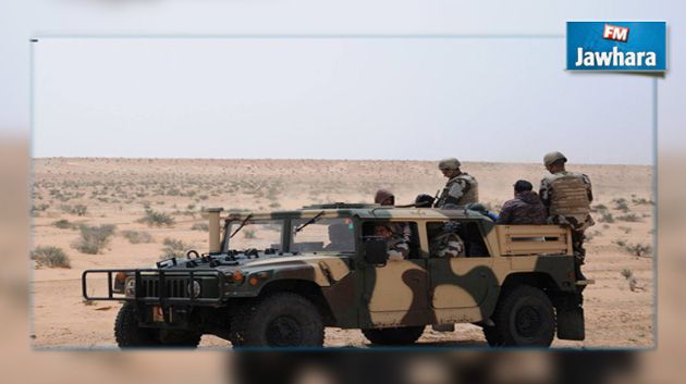 دورية عسكرية تتصدى لسيارة ليبية حاولت اقتحام التراب التونسي