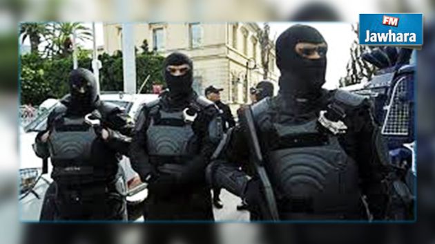 القيروان : تفكيك خلية ارهابية على علاقة بإرهابيين في ليبيا