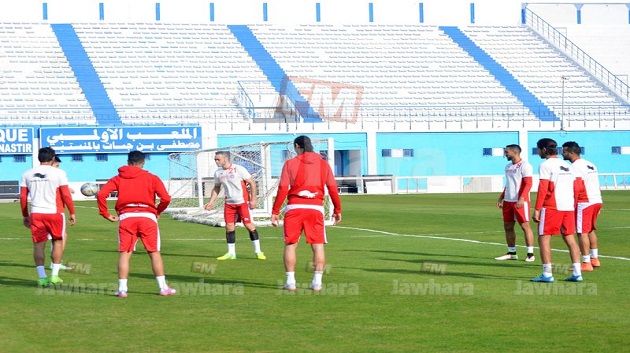 الحصة التدريبية الأولى للمنتخب التونسي بملعب مصطفى بن جنات