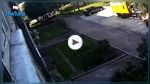 فيديو : نجاة رضيع سقط من الطابق الرابع من موت محقّق