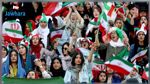 مشجعات ايرانيات يشتبكن مع الشرطة النسائية في أول حضور بالملاعب