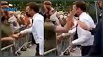 بالفيديو شخص يصفع  الرئيس الفرنسي ماكرون 