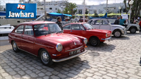 معرض للسيارات القديمة بميناء القنطاوي