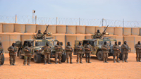 جوهرة أف أم تواكب تأمين قواتنا المسلحة للحدود البرية مع ليبيا(صور)