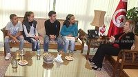 لأول مرة في تونس..أطفال يجرون حوارا صحفيا مع وزيرة