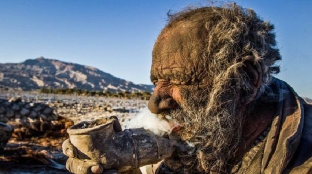 L'homme le plus sale au monde : Un iranien ne s'est pas lavé depuis 60 ans