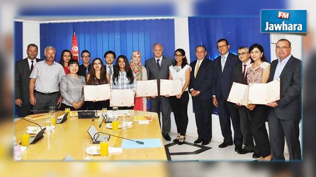 Huawei accorde le prix du « Tunisian Seeds For The Future » à trois étudiants Tunisiens