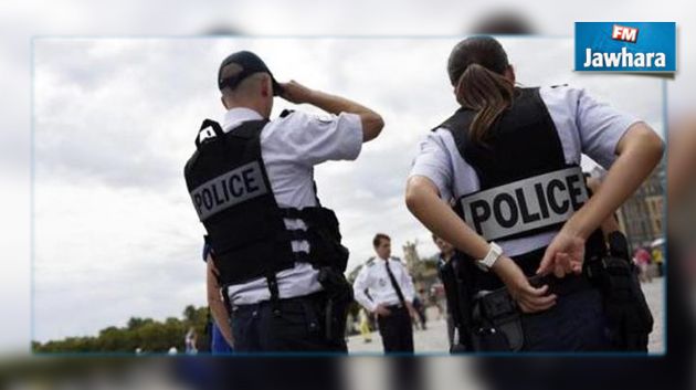 France : Un homme armé d'une M16 tue un douanier et blesse deux autres