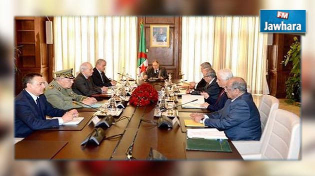 Bouteflika donne des directives pour faire face à la situation dans la région