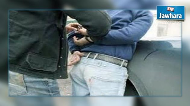Kasserine : Un contrebandier en possession d'une arme interpelé