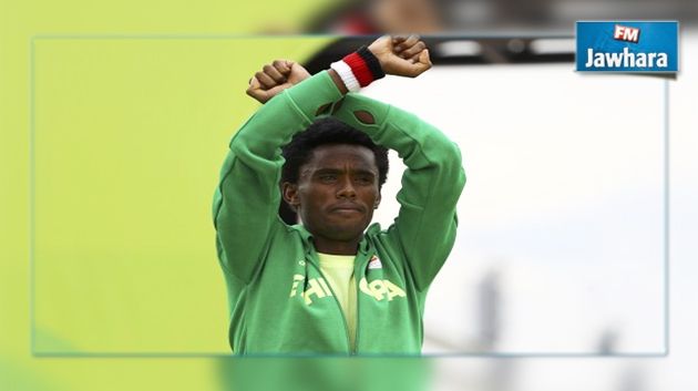 Un athlète éthiopien risque la mort à cause de ce geste