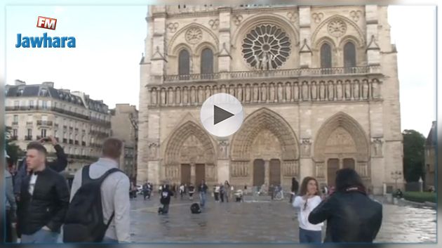 En vidéo, l'attaque au marteau devant Notre-Dame de Paris