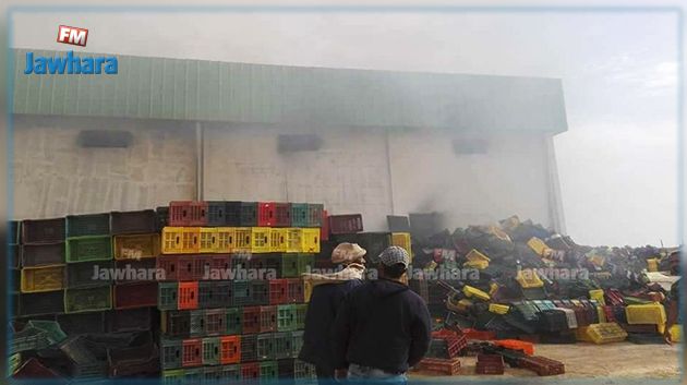 Kébili : Incendie dans une usine d'emballage de dattes