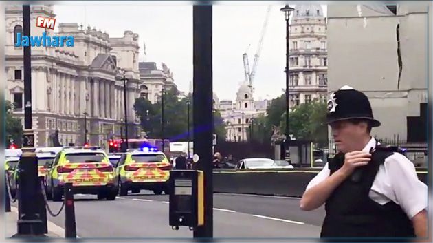 Londres : Une voiture fonce sur les barrières de sécurité du Parlement, plusieurs blessés