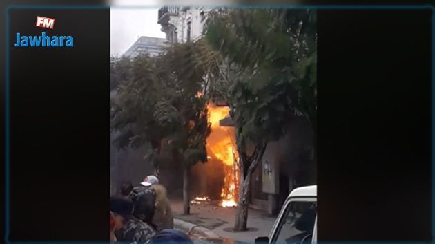 Trois boutiques prennent feu au centre ville de Tunis