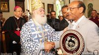 Marzouki assiste à la fête Pentecôte avec les chrétiens orthodoxes de Tunisie