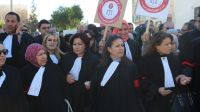 Sousse: Les avocats en marche de soutien à leur collègue agressé par un agent de police