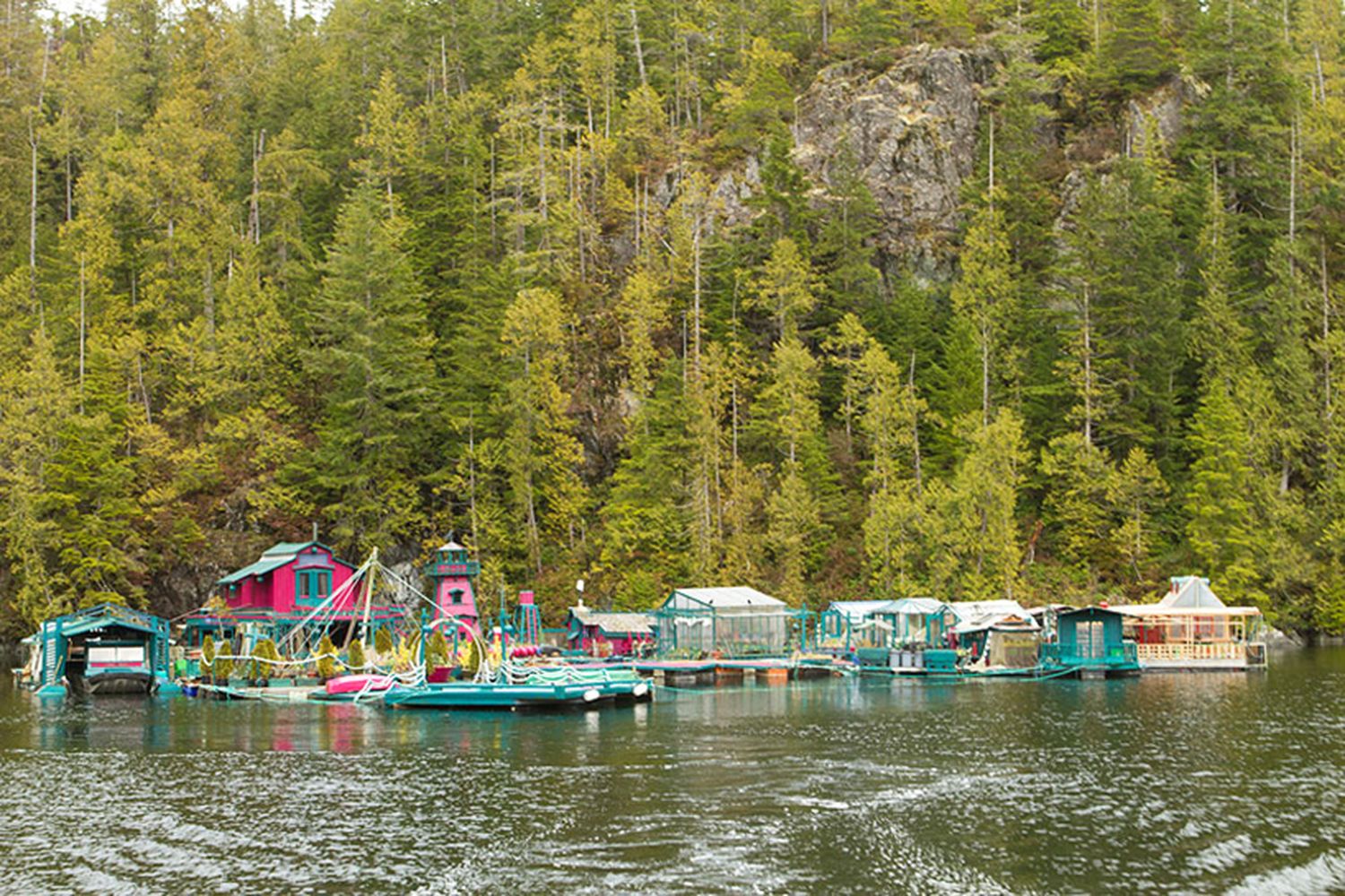 slide_499808_6953166_free.jpg