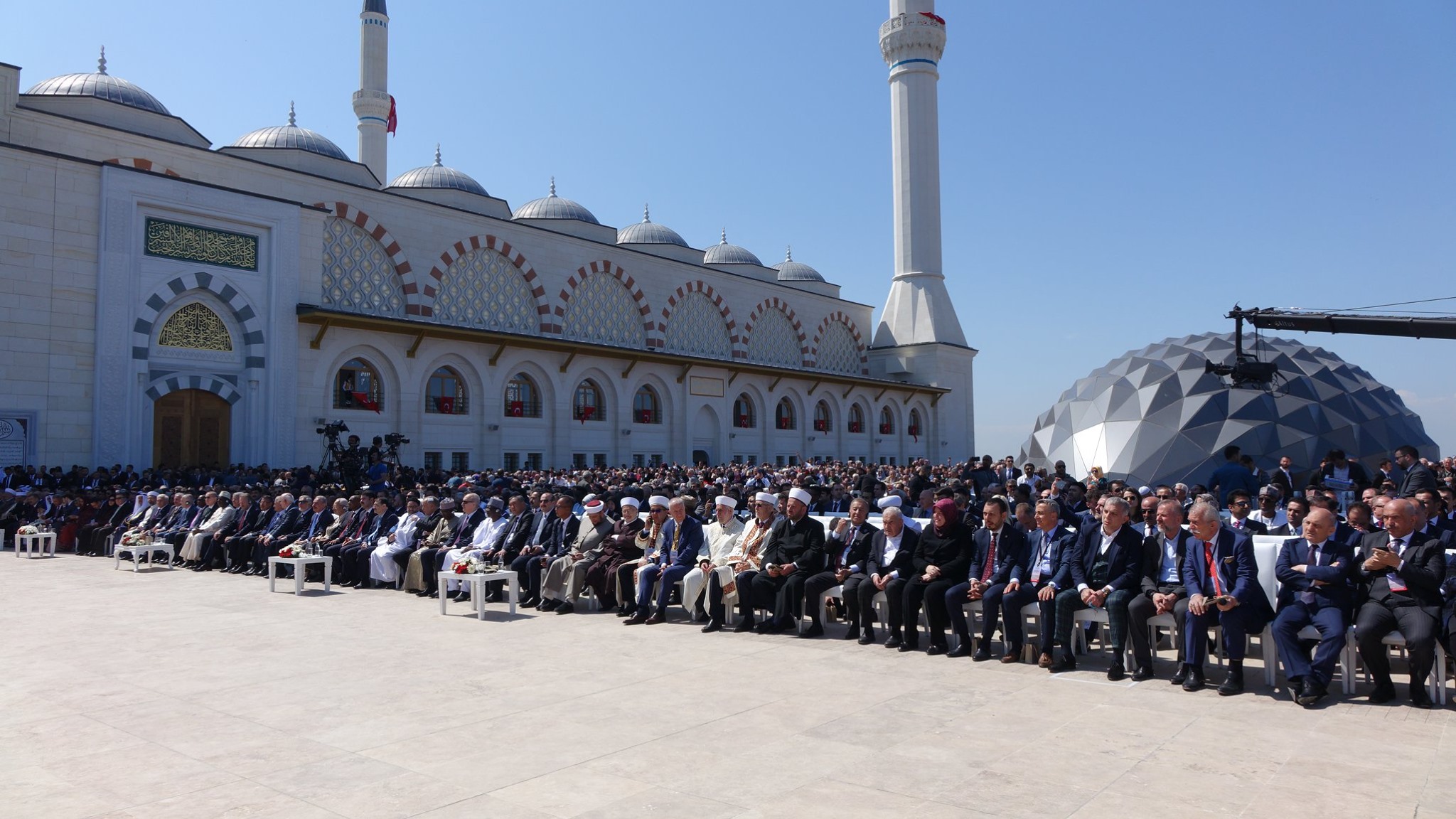 غنوشي تركيا3.jpg