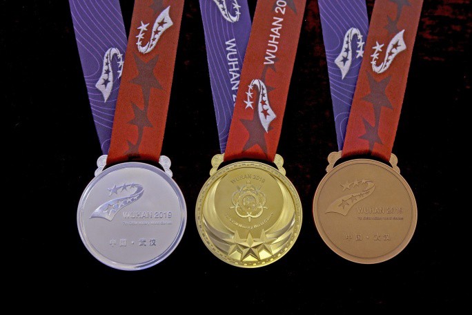 ميدالية.jpg