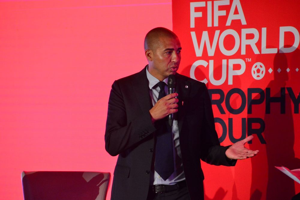 2- David Trezeguet à Tunis.JPG