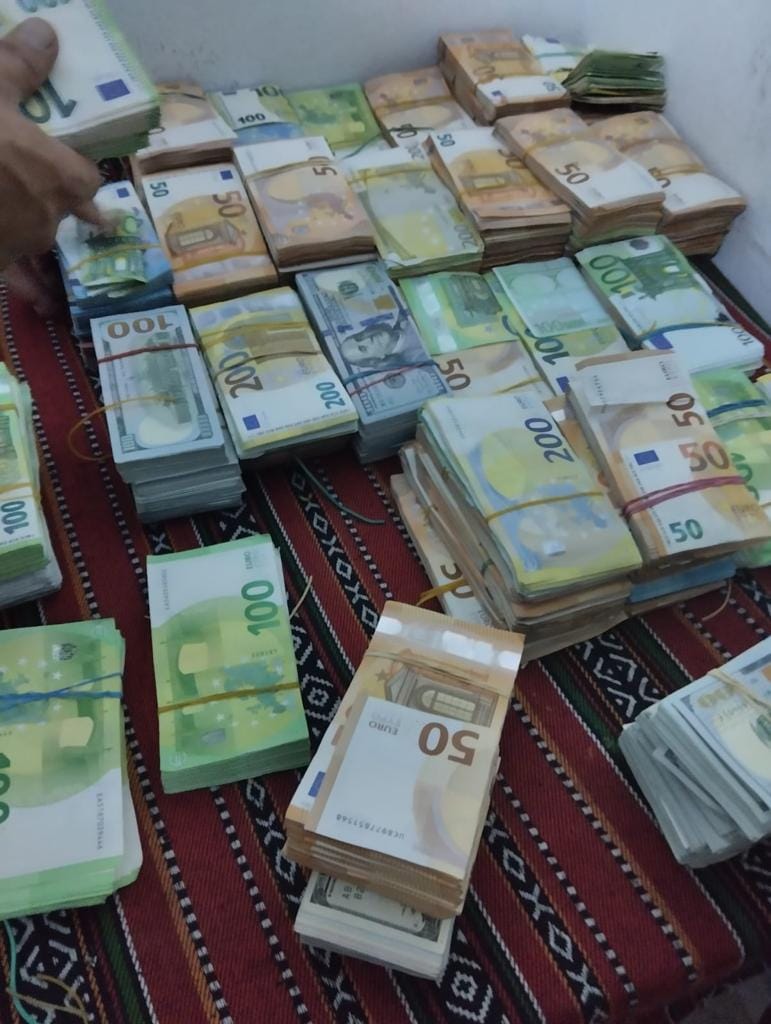 أموال2.jpg