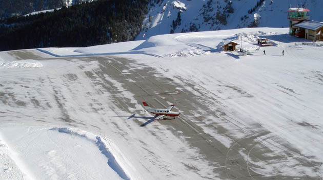 Courchevel-Airport4.jpg
