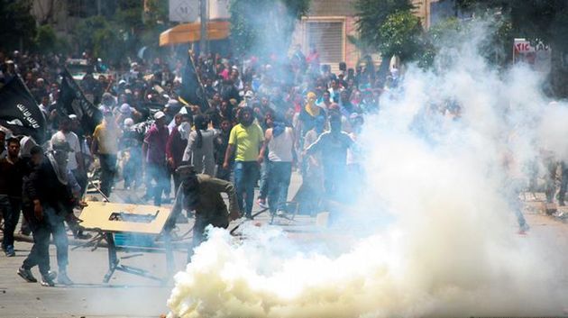 حي الانطلاقة : مواجهات عنيفة بين قوات الأمن وعناصر سلفية