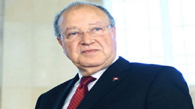 مصطفى بن جعفر يدعو إلى الابتعاد عن التجاذبات السياسية لتتمكن حكومة مهدي جمعة من تحقيق الأفضل