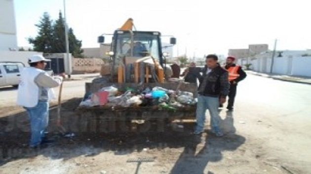 جندوبة : وقفة احتجاجية لعمال الحضائر