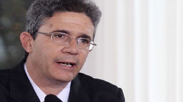 عدنان منصر : لقاءات بوتفليقة بالغنوشي والسبسي تسبّب الإحراج لتونس