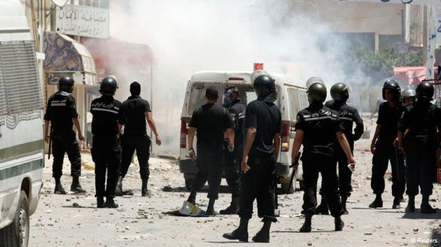 العاصمة:اشتباكات بين أحباء الترجي الرياضي وأعوان الأمن
