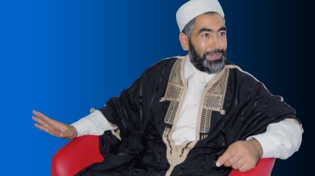 عادل علمي : القبول بهذا الدستور يمثل خيانة لله وللرسول
