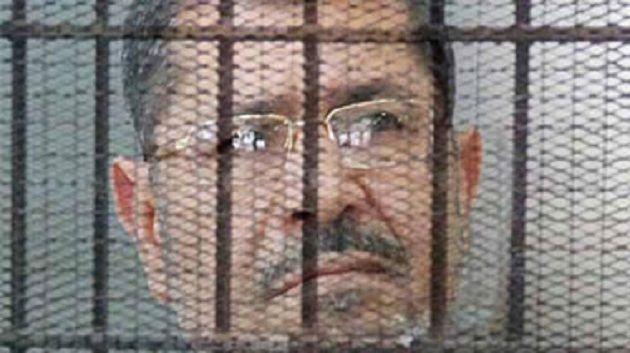 مصر: اعتقال صهر محمد مرسي و14 إخوانيا