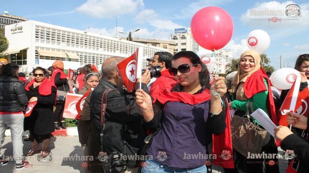 مسيرة بالعاصمة احتفالا بعيد المرأة