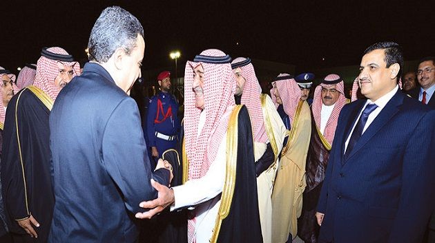 وزير الخارجية : زيارة مهدي جمعة للخليج ليست من أجل