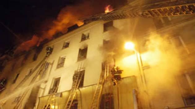 السعودية : إنقاذ 250 معتمرا بعد نشوب حريق بفندق في مكة