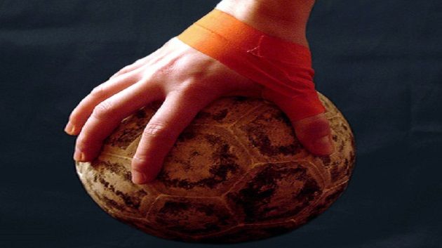 كرة اليد : إنتصار النجم الساحلي على جمعية الحمامات