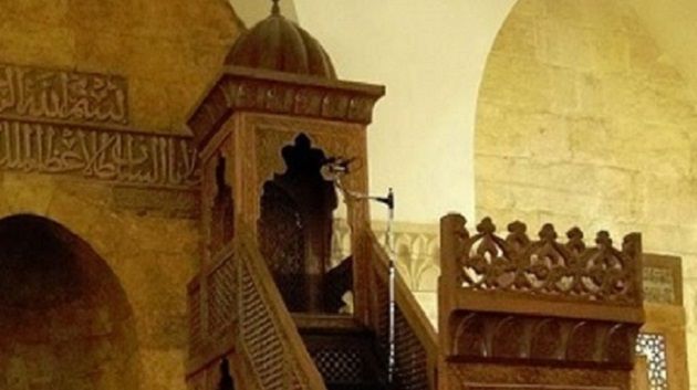 الحمامات : حالة من الفوضى بأحد المساجد بسبب رفض المصلين للإمام الجديد   