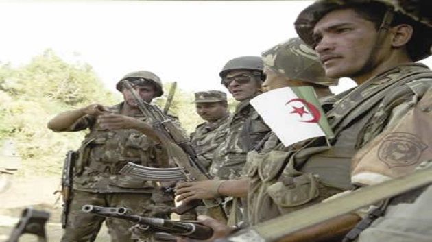 الجزائر ترفع حالة التأهب وتحشد 100 ألف جندي لحماية حدودها مع ليبيا