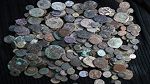 مطار صفاقس : حجز 920 قطعة نقدية قديمة في طريقها للتهريب