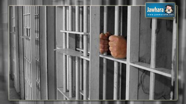 قضية تدليس الشهادات الطبية بالكاف : إيداع 9 متهمين بالسجن